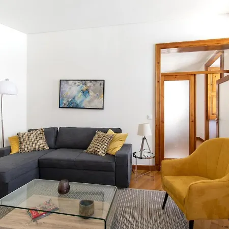 شقة Chiado Stylish Bright With Ac *